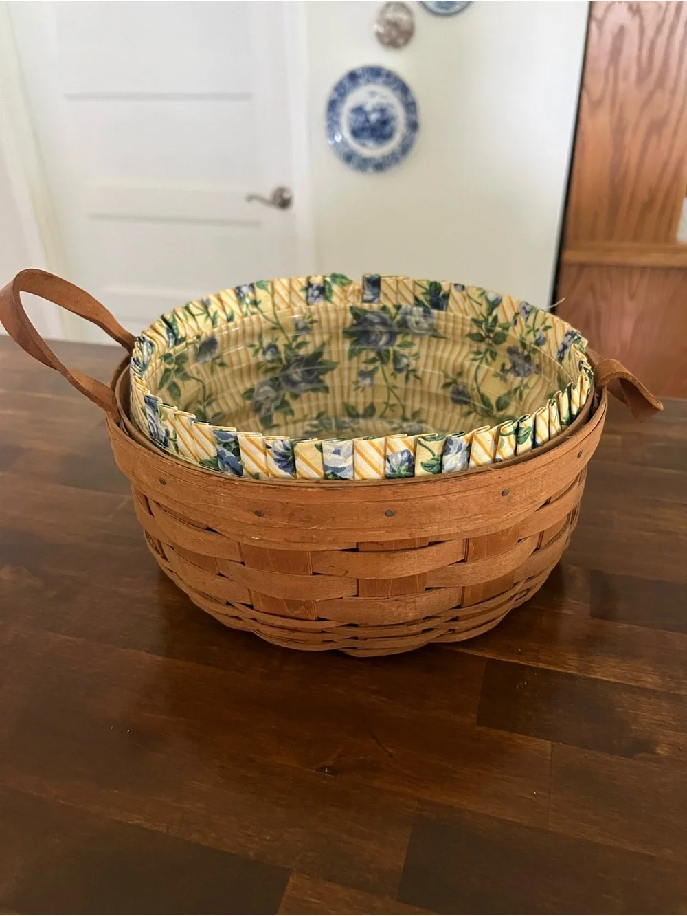 Longaberger Darning Basket, 1999